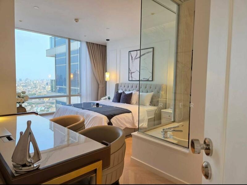 Four Seasons Private Residences, Bangkok