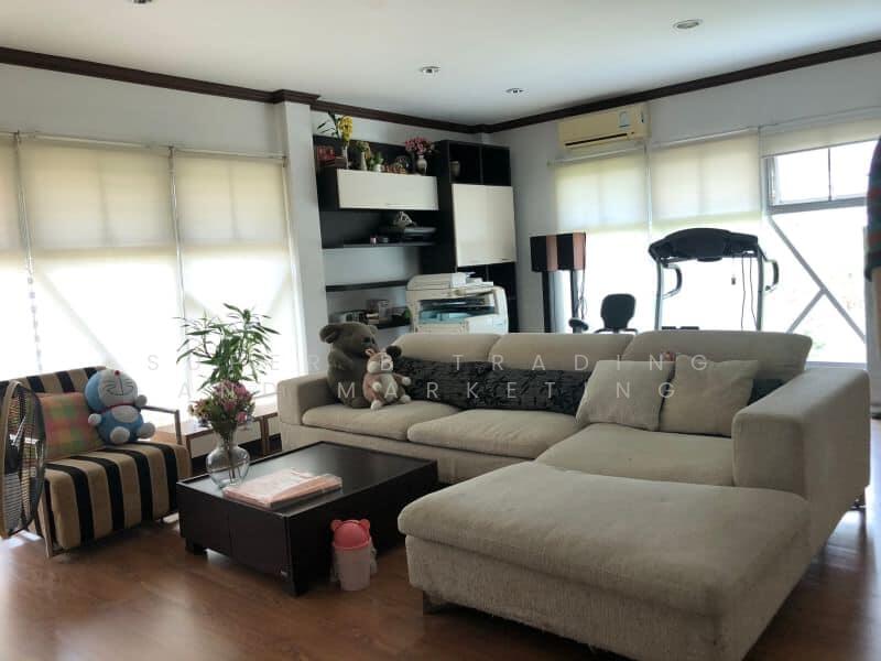 For sale, large single house, 200 sq.w., along Khlong Thawi Watthana, Bangkok