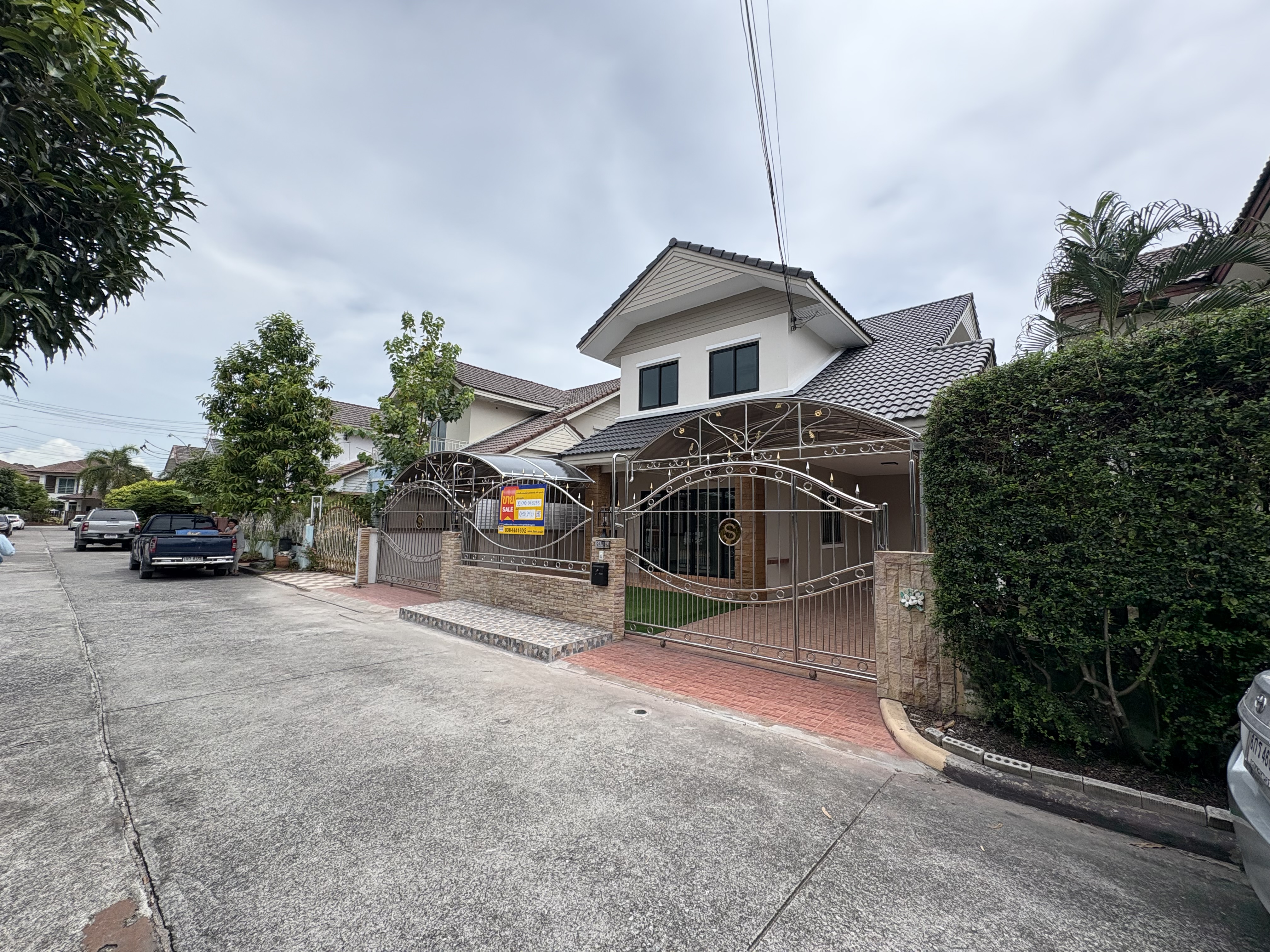 บ้านเดี่ยว 2 ชั้น โครงการบ้านศรีนครินทร์ ศรีราชา : ปรับปรุงใหม่