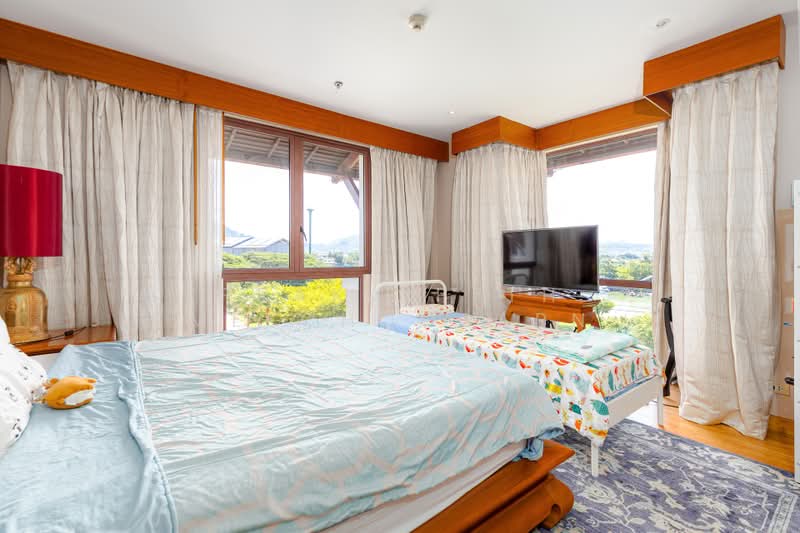 Royal Phuket Marina, Phuket