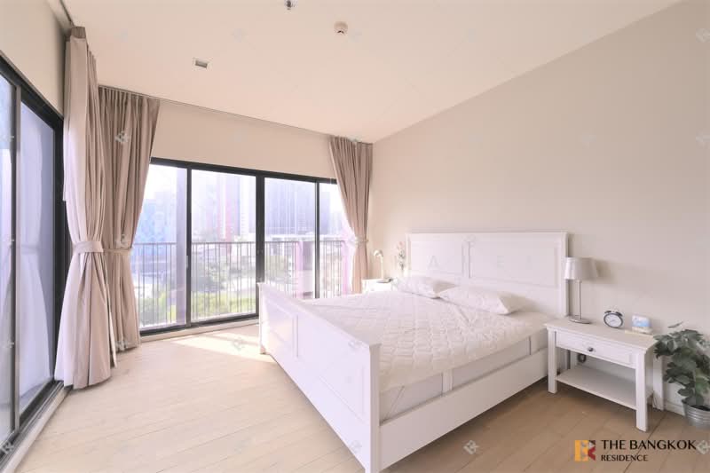 Noble Reveal, Bangkok