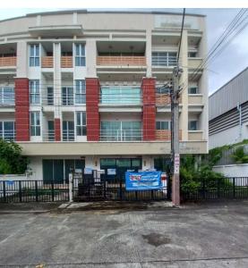บ้านพักอาศัย 2 ชั้น สำหรับขาย ด่วน ลาดกระบัง กรุงเทพมหานคร