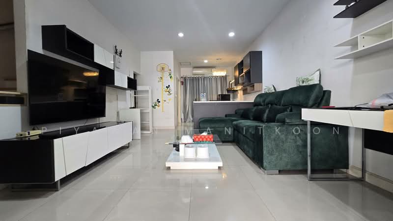 Baan Klang Muang S-Sense Srinakarin, Bangkok