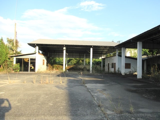 ที่ดินพร้อมบ้านอยู่ที่ฝาง