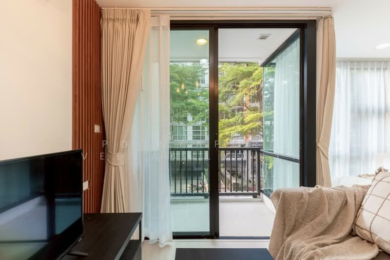 D65 Condominium, Bangkok