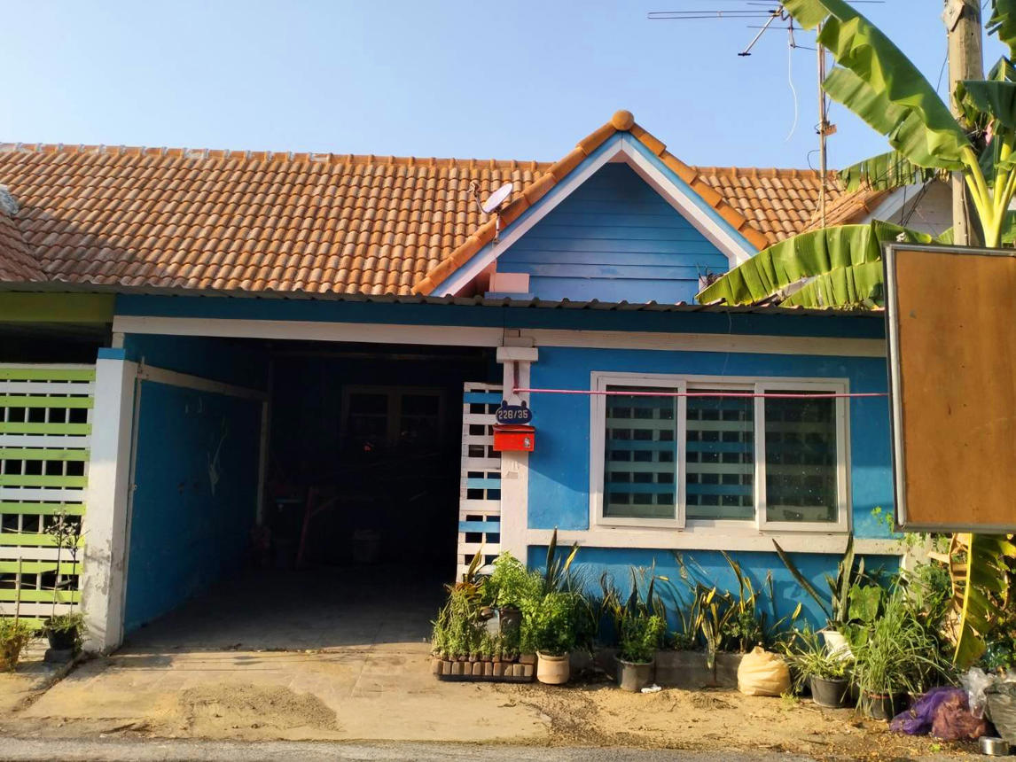Townhouse at Ratchaphruek - Ao Thong Subdistrict, Uthai, Ayutthaya Province