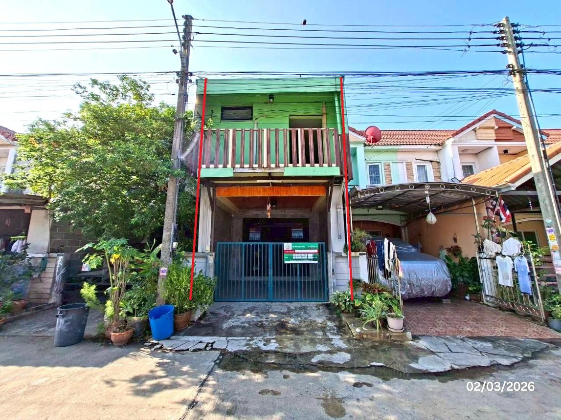 Subhalak Subhanhah Townhouse in Lam Luk Ka, Pathum Thani