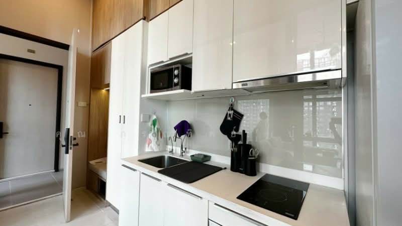 Chewathai Residence Asoke, Bangkok