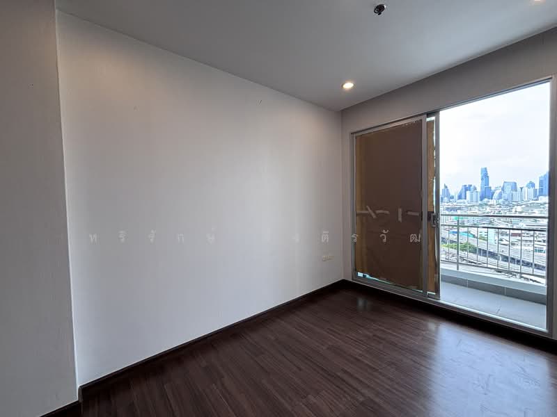 Supalai Lite Sathorn-Charoenrat, Bangkok