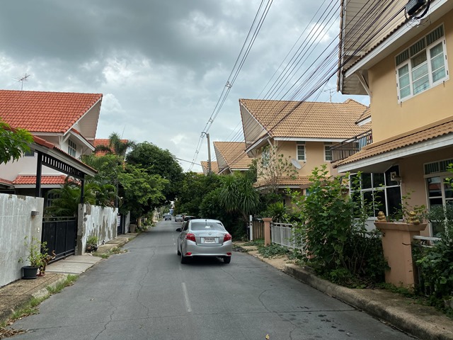 บ้านเดี่ยว 2 ชั้น โครงการรัตวรรณ 2 ลำลูกกา