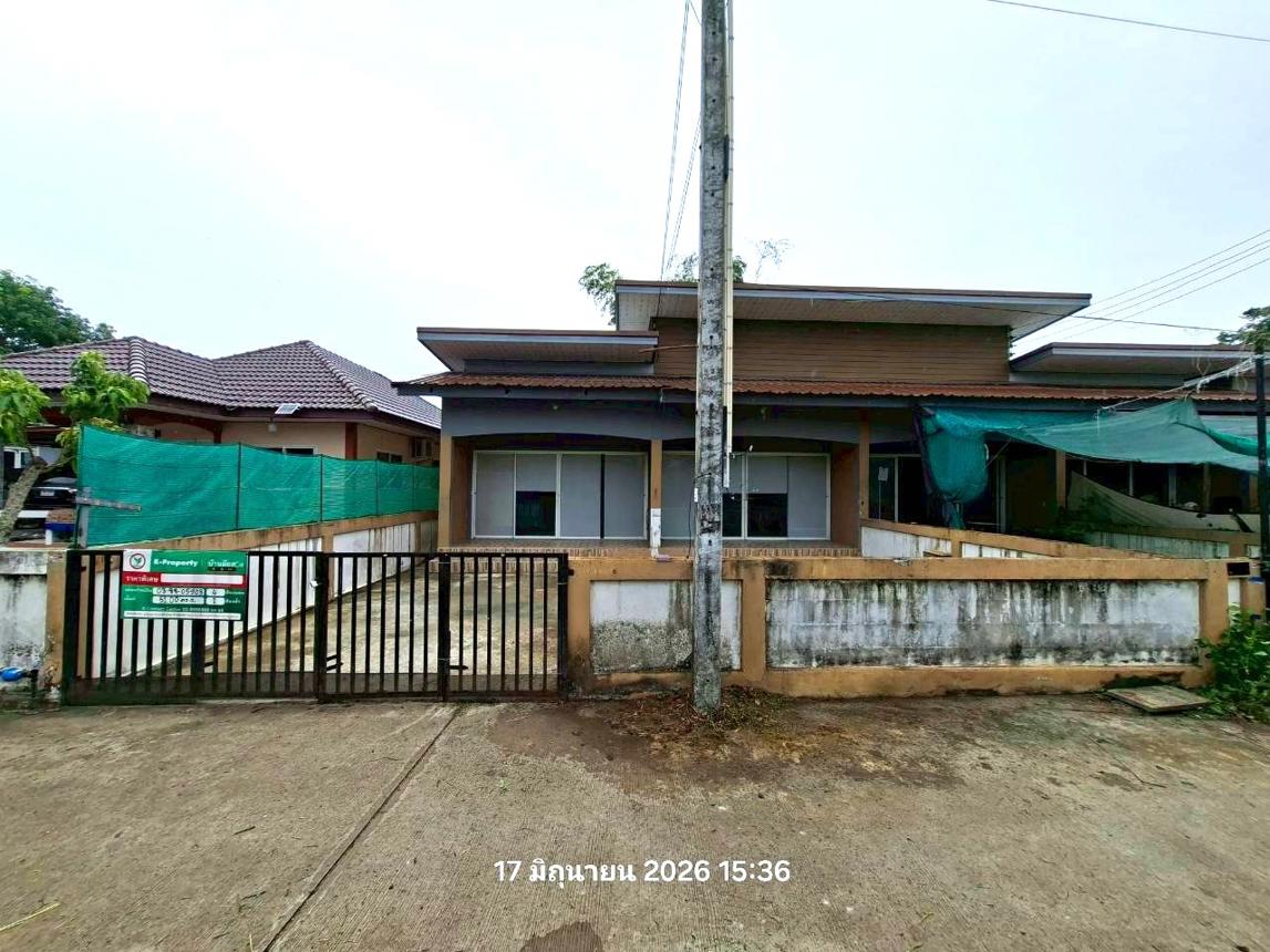 ทาวน์เฮ้าส์ เกล็ดแก้ว 10 นิคมพัฒนา ระยอง