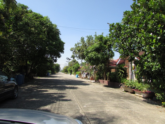Baan Phaendin Tham