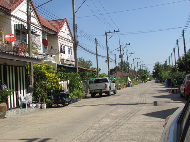 Baan Phaendin Tham