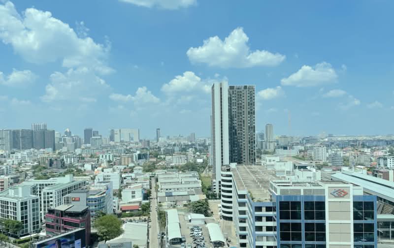 Whizdom Avenue Ratchada-Ladprao, Bangkok