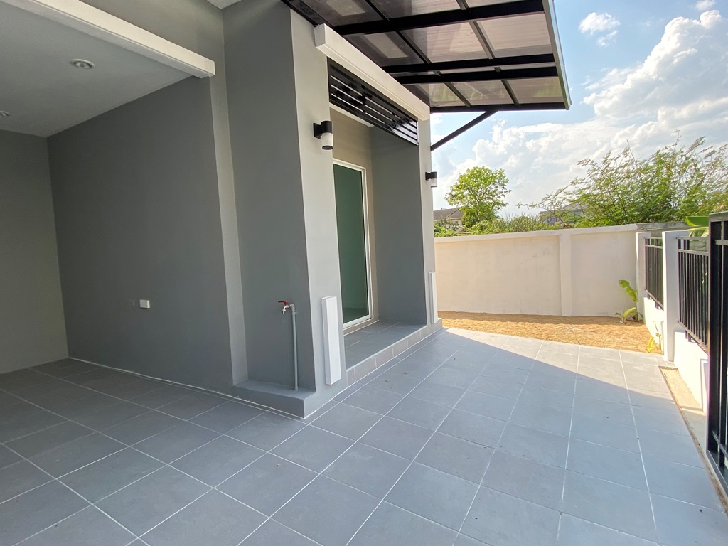 ทาวน์เฮ้าส์ 2 ชั้น โครงการแลนซีโอ รามคำแหง-วงแหวน (มิสทีน)