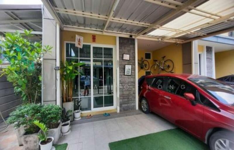 4-Bedroom Townhouse, Bangkok