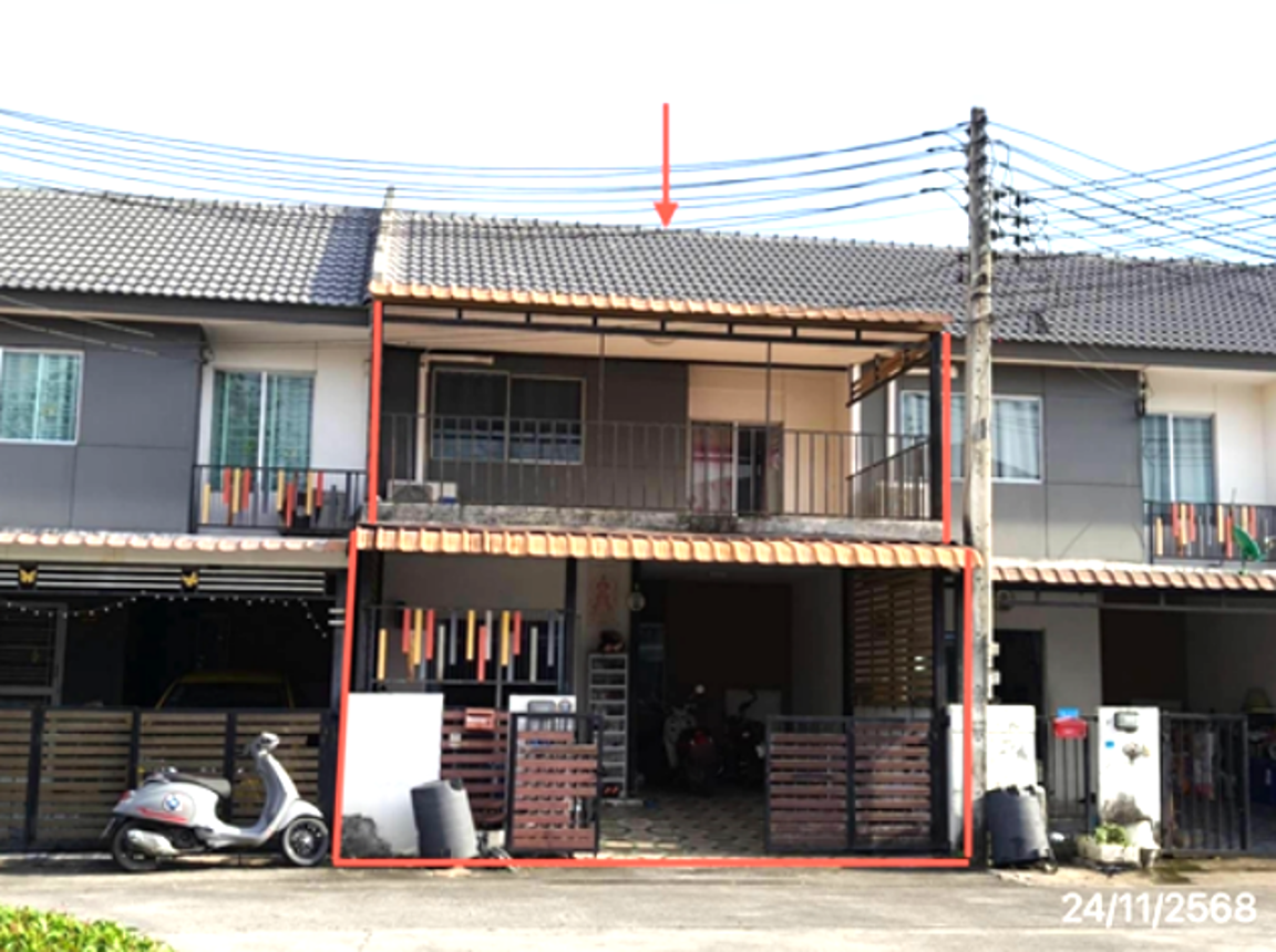 Townhouse by Pruksa Sahaphat-Leamchabang Sriracha Chonburi