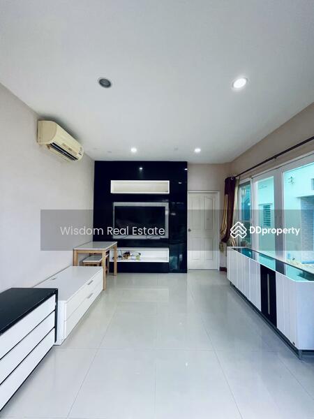 Laddarom Elegance Rama 5-2, Nonthaburi