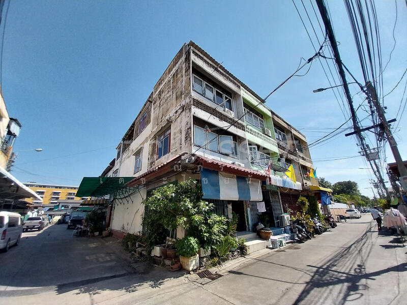 Pungmee 32 , Sukhumwit 93 , Bangjak , Prakanong, Bangkok