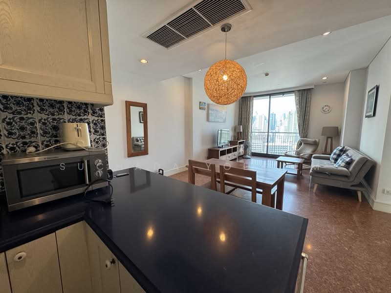 AGUSTON Sukhumvit 22, Bangkok