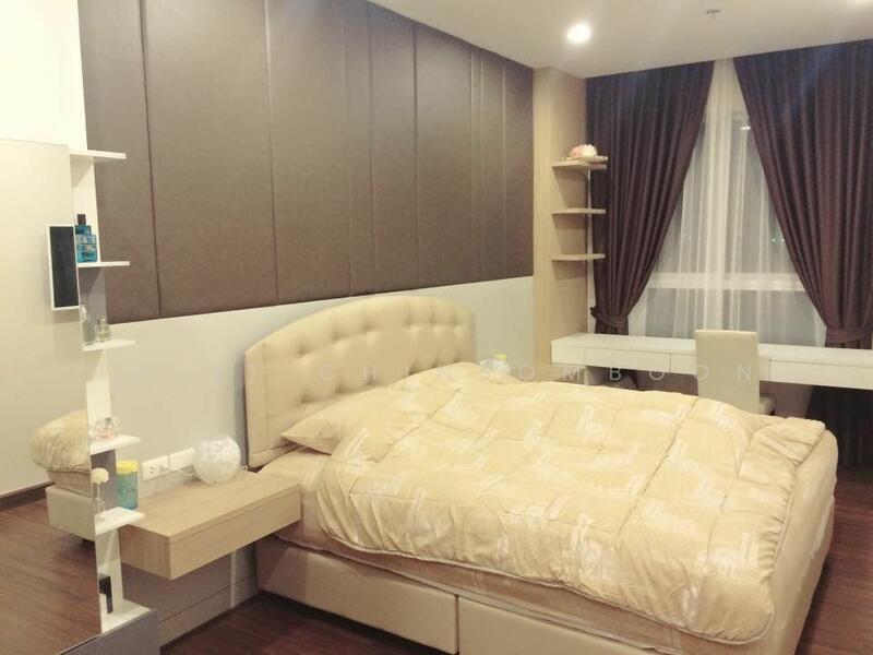 Supalai Lite Sathorn-Charoenrat, Bangkok