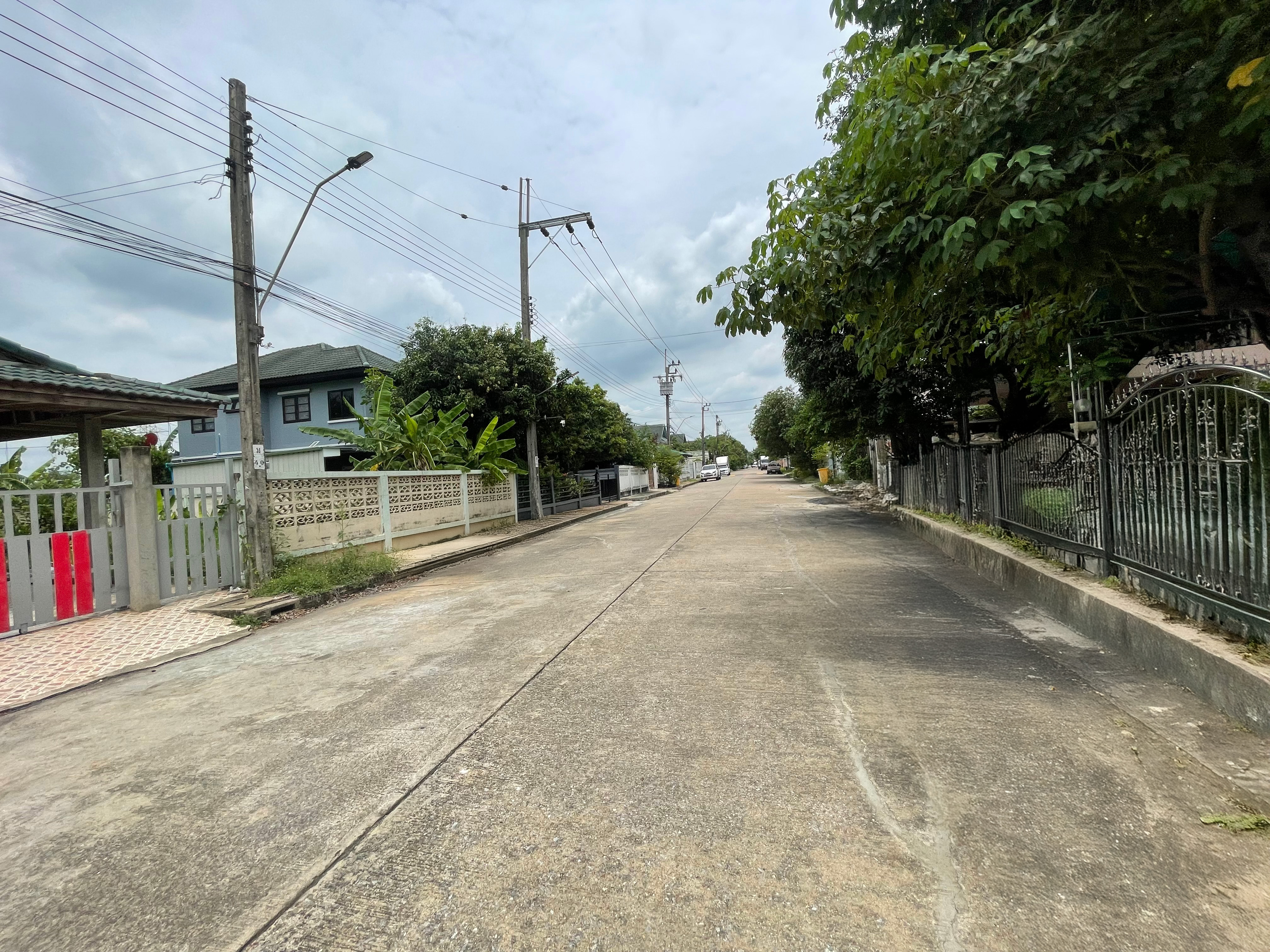 Ploychompoo Minburi