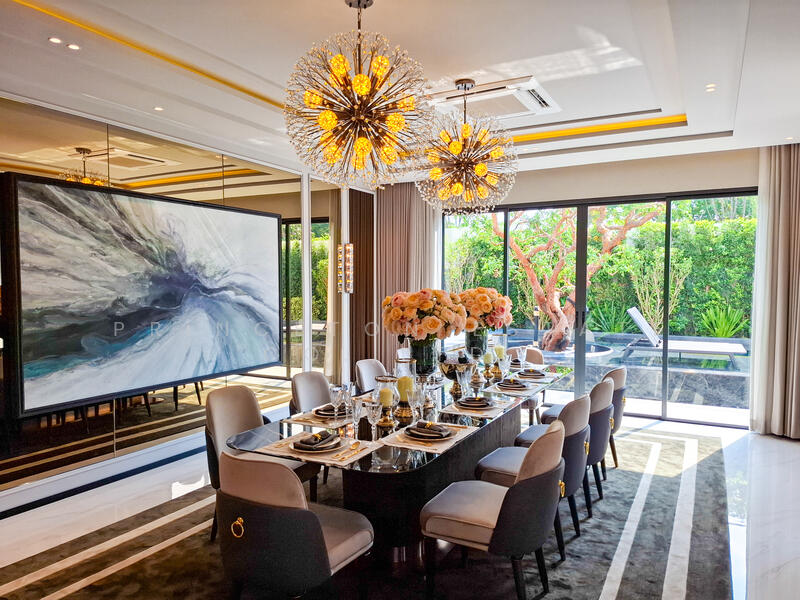 CINQ ROYAL The Eighteen Bangna KM.7, Samut Prakan