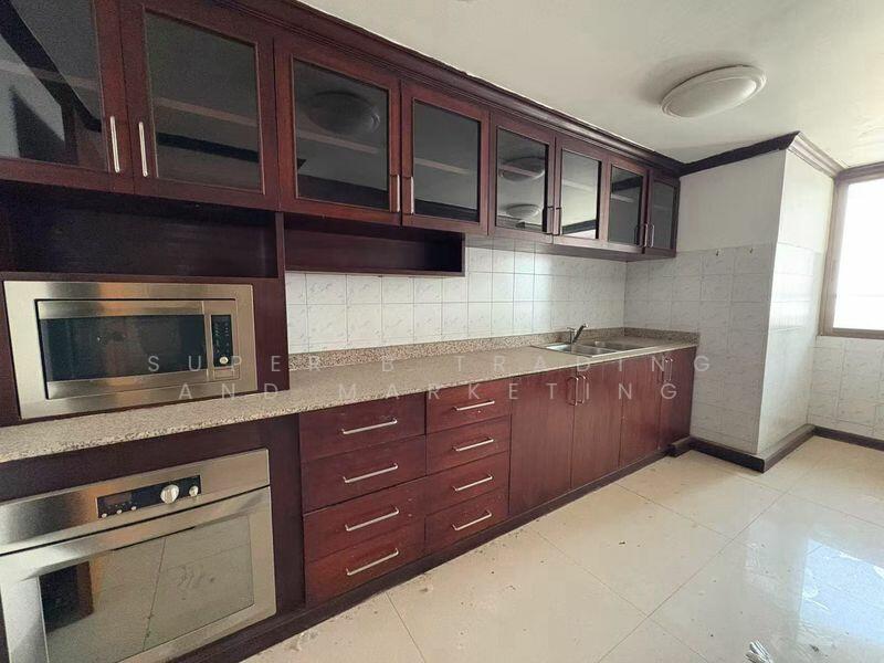 Floraville Condominium, Bangkok