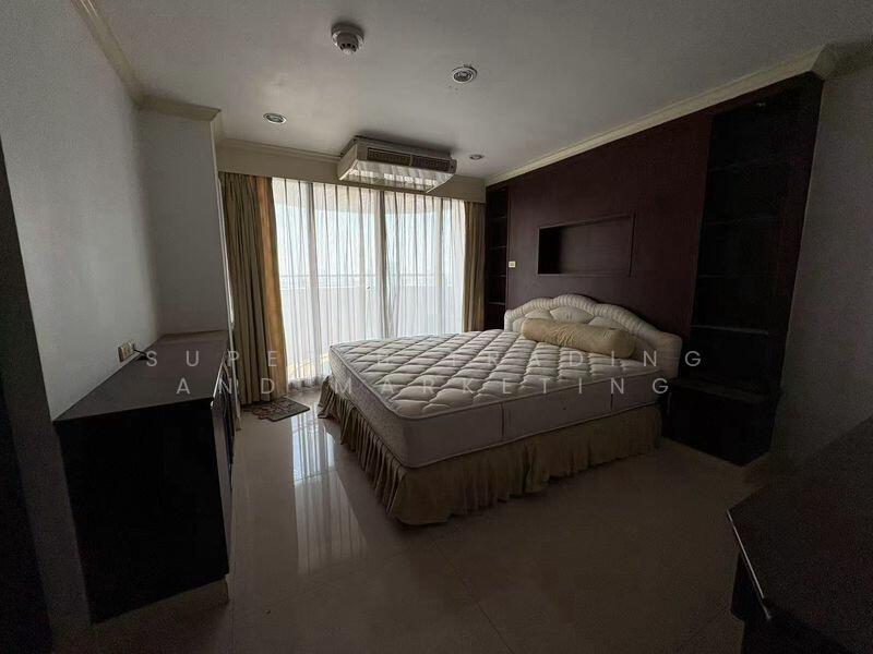 Floraville Condominium, Bangkok