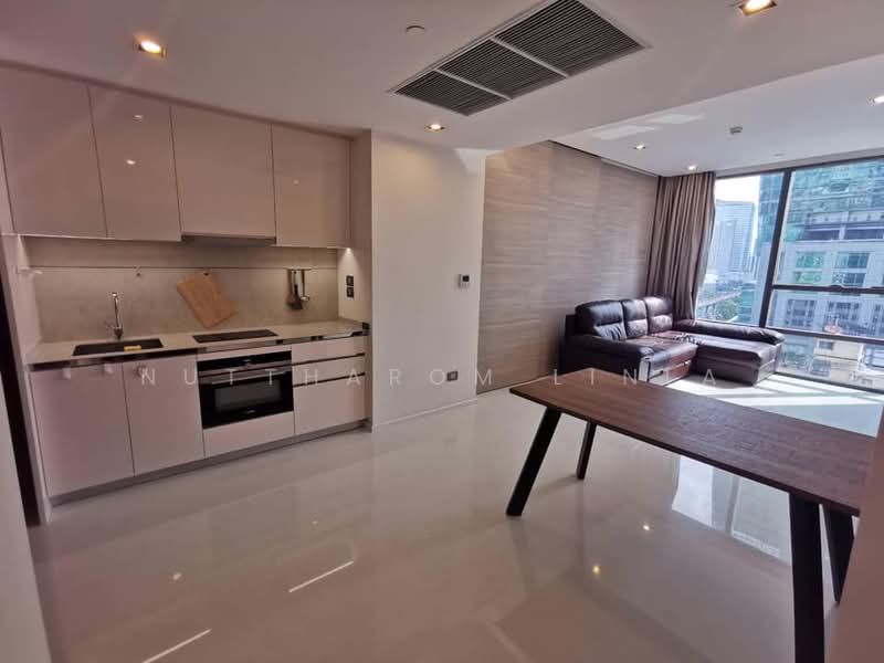 The Bangkok Sathorn, Bangkok