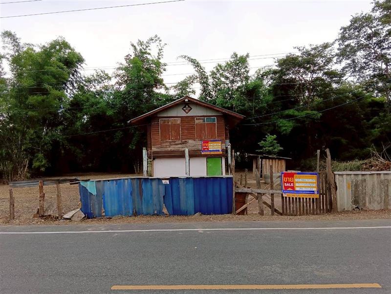 บ้านครึ่งตึกครึ่งไม้ 2 ชั้น บุรีรัมย์