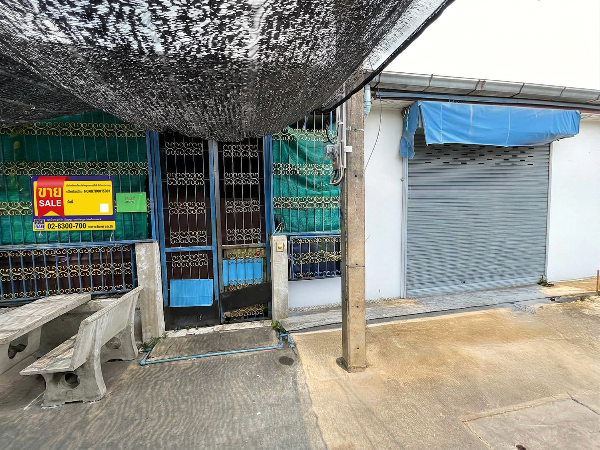 Townhouse in the Khettason neighborhood, Tungsonghong project, 302 Bang Khen