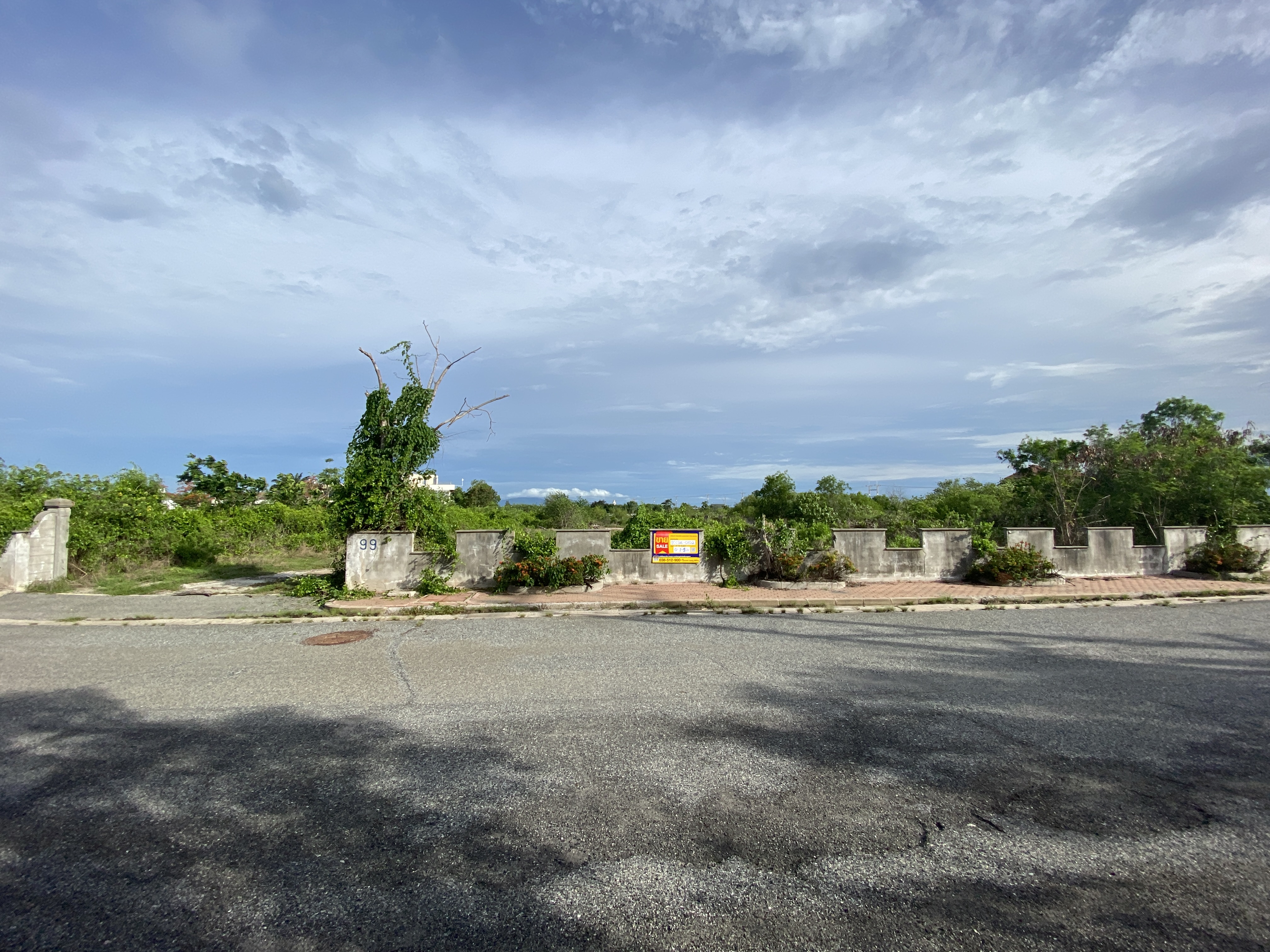 Empty land, Lak Siad Villa Project, 3 Cha Cheong Thai.