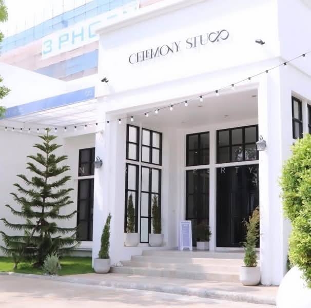 Chelemony Studio, Bangkok