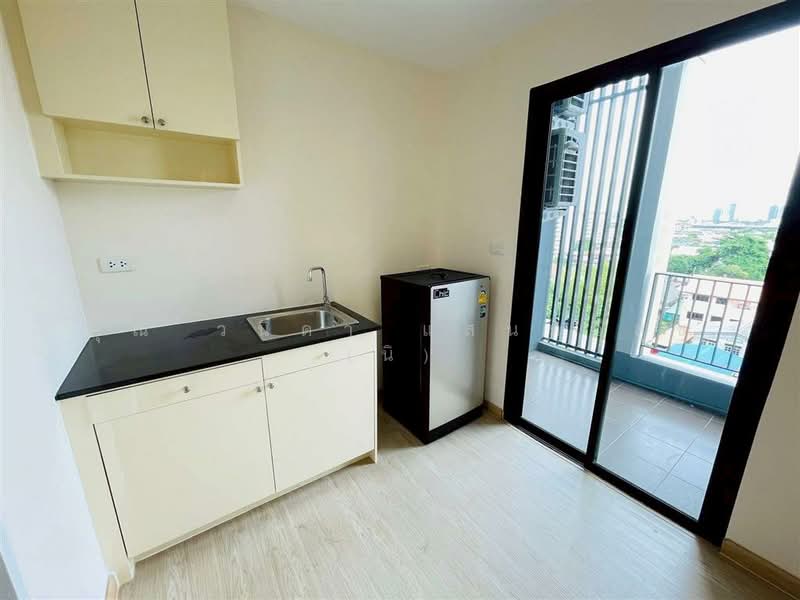 Fresh Condominium, Bangkok