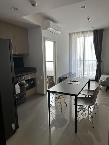 Oka Haus Sukhumvit 36, Bangkok