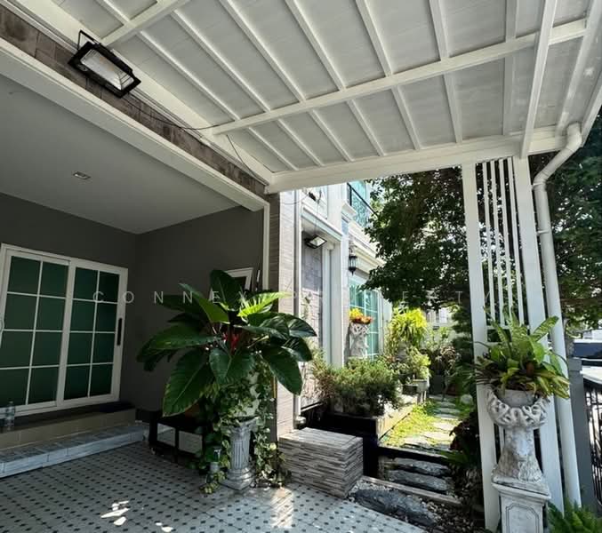Golden Neo Ladprao-Kaset Nawamin, Bangkok