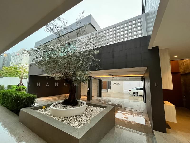 8-BR Villa, Chon Buri (Pattaya)