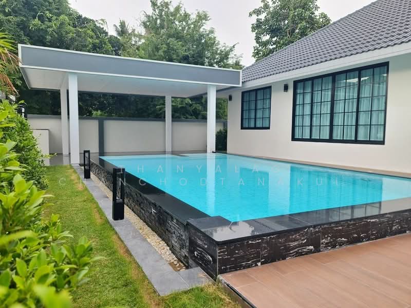 The Village Housing Estate by Horseshoe Point, Chon Buri (Pattaya)