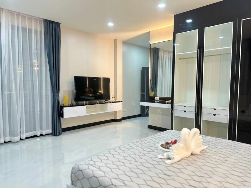 The Village Housing Estate by Horseshoe Point, Chon Buri (Pattaya)