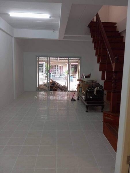 Siwarat 6, Nakhon Pathom