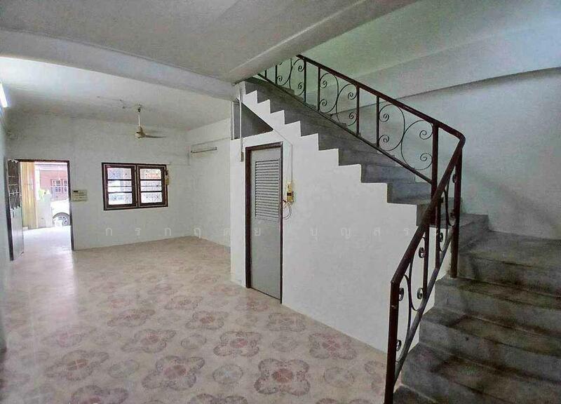 Pricha 9 Village : หมู่บ้าน ปรีชา 9, Bangkok