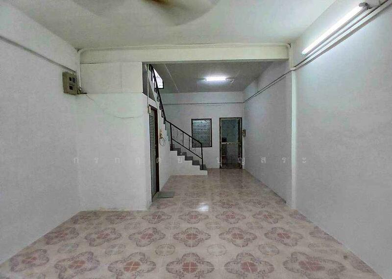 Pricha 9 Village : หมู่บ้าน ปรีชา 9, Bangkok