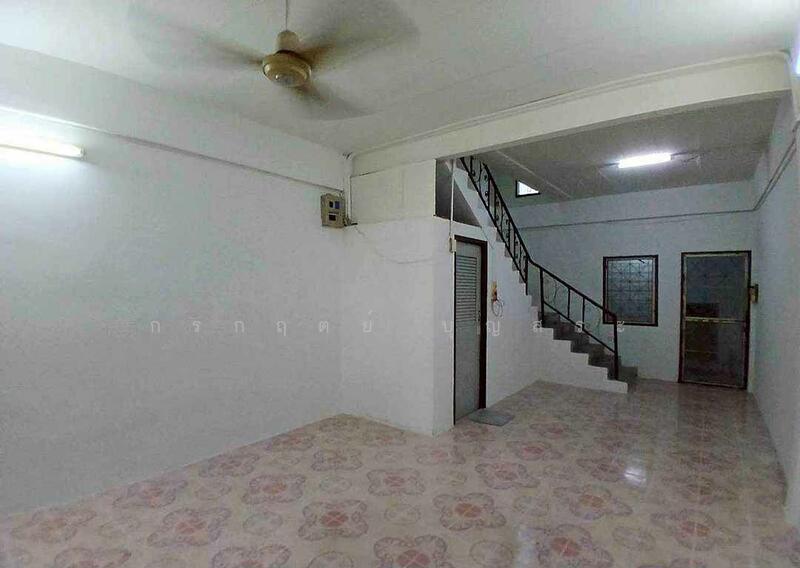 Pricha 9 Village : หมู่บ้าน ปรีชา 9, Bangkok