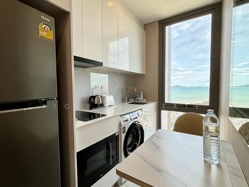 Copacabana Beach Jomtien, Chon Buri (Pattaya)