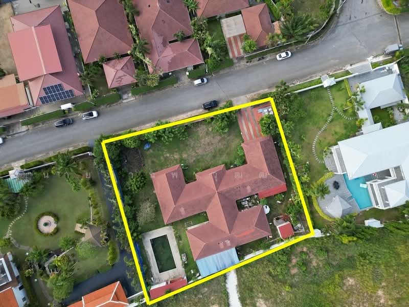 โครงการ Bayview Residence บางเสร่ ซื้อที่ดิน 515 ตร.วา แถมบ้านกว่า 660 ตร.ม, Chon Buri (Pattaya)