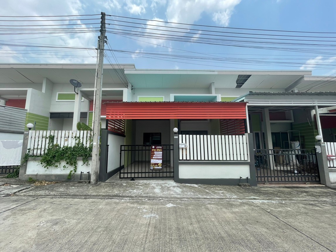 Townhouse, Romyen Village, 2 Ploeng Daeng, Rayong