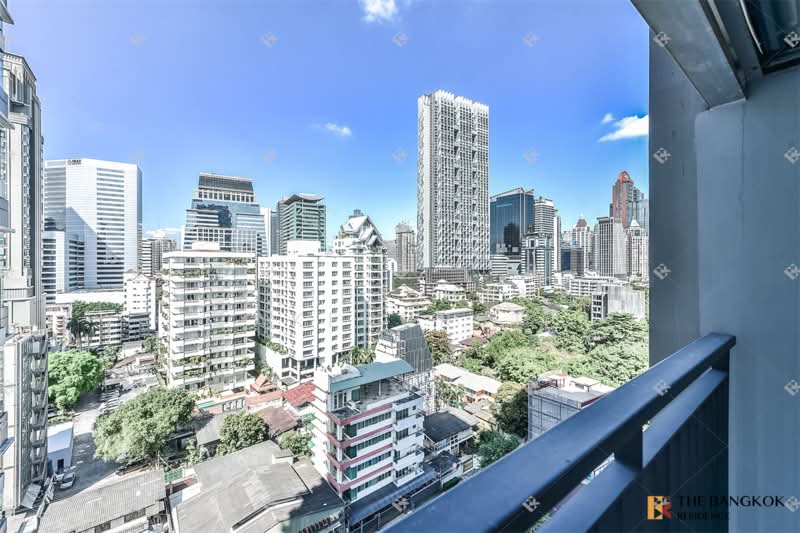 Rhythm Sathorn-Narathiwas, Bangkok