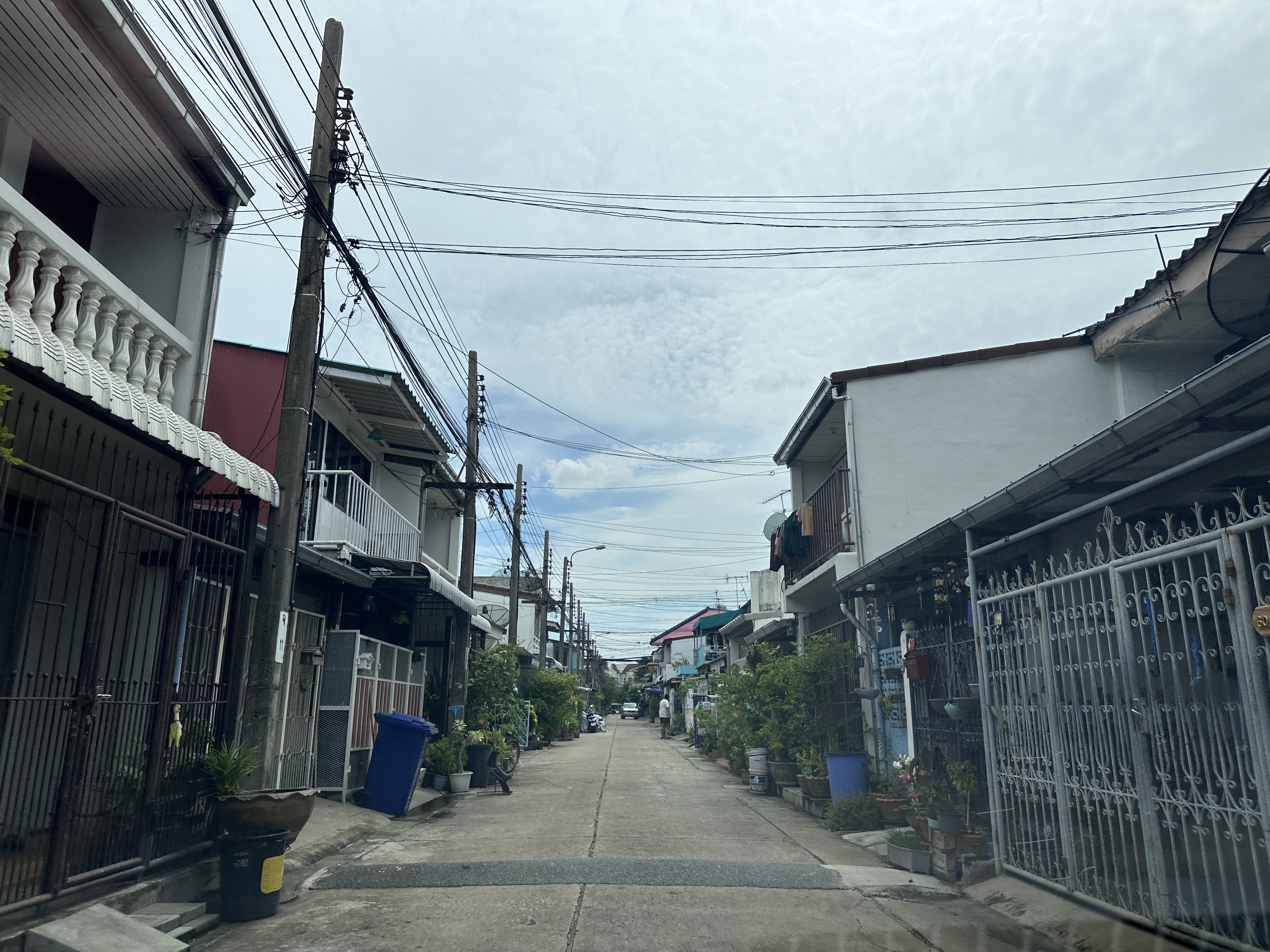 ทาวน์เฮ้าส์หมู่บ้านเสนานิเวศน์2ลาดปลาเค้า