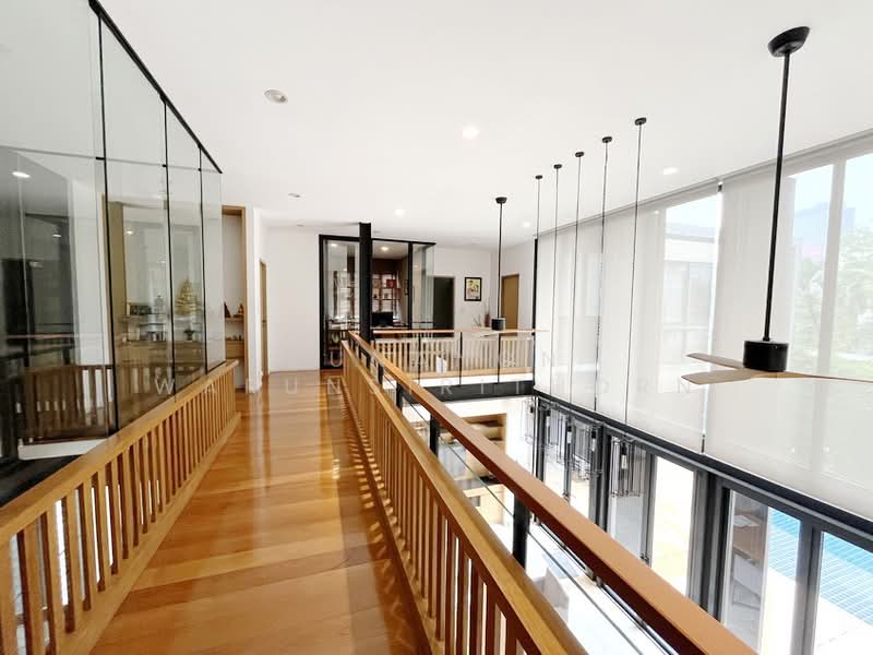 Luxury 2-Storey Detached House with Private Pool | Rama 9 Area near HomePro Rama 9 (081-434-9959), Bangkok
